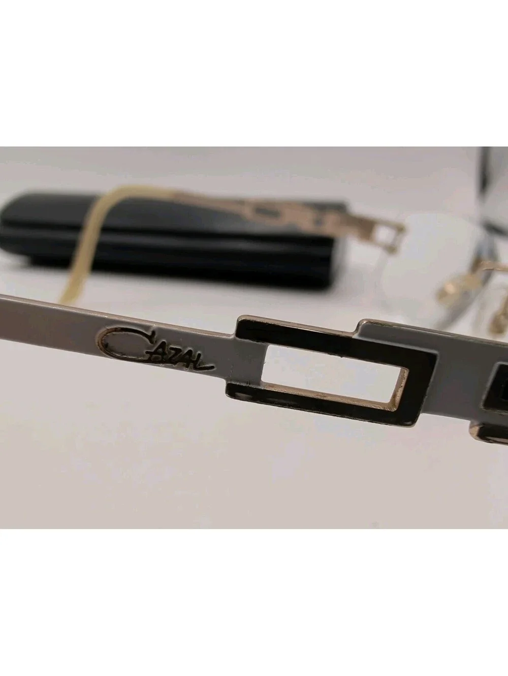 Cazal listing frames